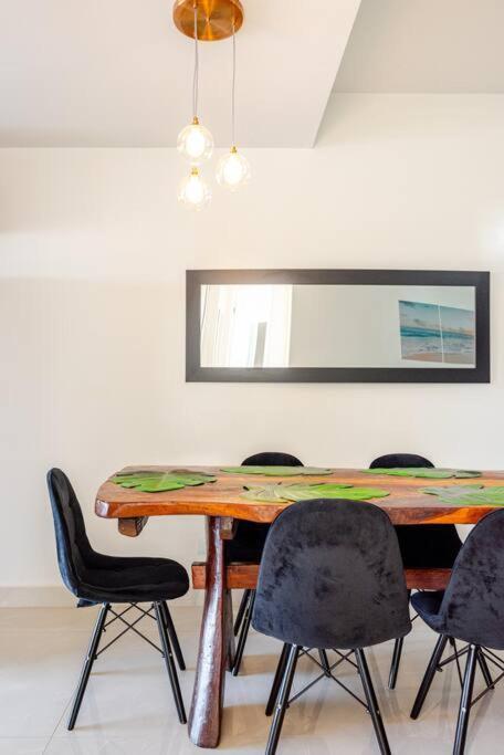 Apartment Ape A 250 Metros Da Praia Do Pereque Acu Em Ubatuba *