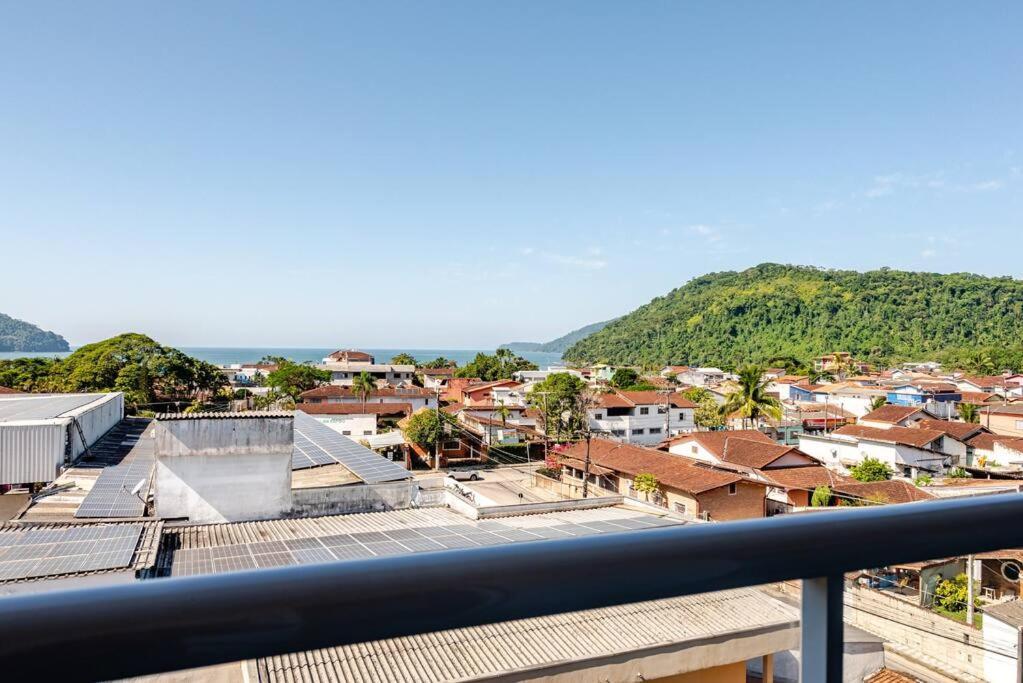 Ape A 250 Metros Da Praia Do Pereque Acu Em Ubatuba Ubatuba
